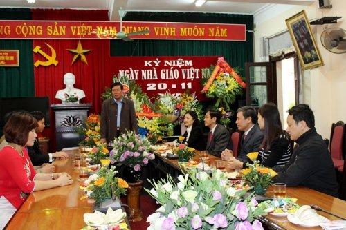 Tiếp khách chào mừng ngày Nhà giáo Việt Nam 20/11/2017