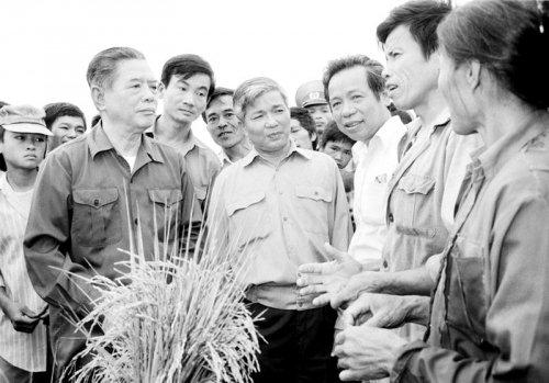 Tổng Bí thư Nguyễn Văn Linh - người khởi xướng công cuộc đổi mới